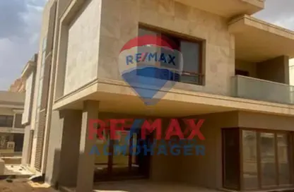 فيلا - 4 غرف نوم - 5 حمامات للبيع في بيراميدز هايتس - طريق مصر اسكندرية الصحراوي - مدينة 6 أكتوبر - الجيزة