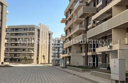 Apartment - 3 Bedrooms - 3 Bathrooms for sale in Serrano - New Capital Compounds - New Capital City - Cairo Apartment - 3 Bedrooms - 3 Bathrooms for sale in Serrano - New Capital Compounds - New Capital City - Cairo