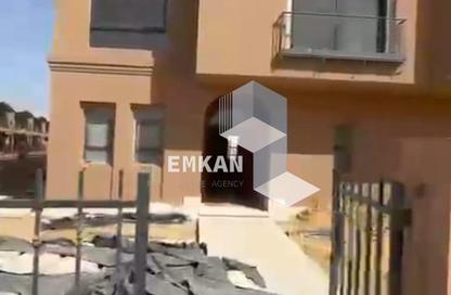 Townhouse - 5 Bedrooms - 5 Bathrooms for sale in Village West - Sheikh Zayed Compounds - Sheikh Zayed City - Giza Townhouse - 5 Bedrooms - 5 Bathrooms for sale in Village West - Sheikh Zayed Compounds - Sheikh Zayed City - Giza