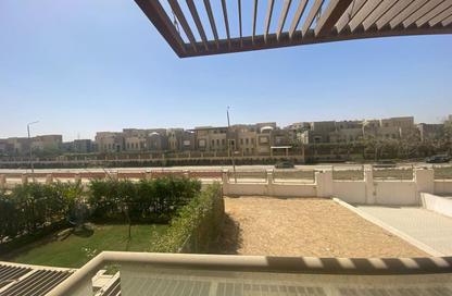منزل مزدوج - 6 غرف نوم - 5 حمامات للبيع في كمبوند اب فيل - طريق مصر اسكندرية الصحراوي - مدينة 6 أكتوبر - الجيزة