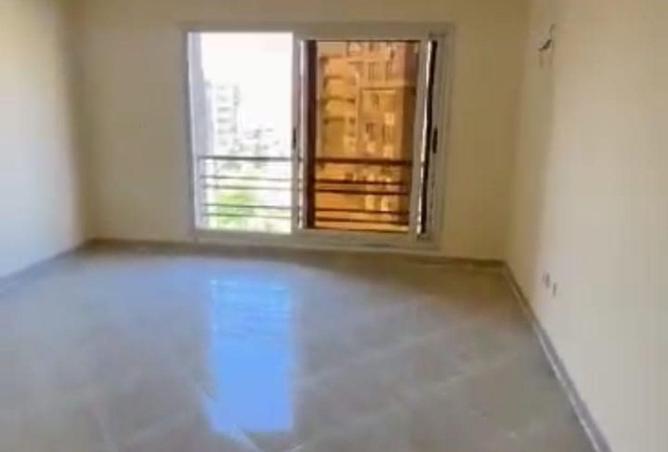 53984408 - Property Main Image