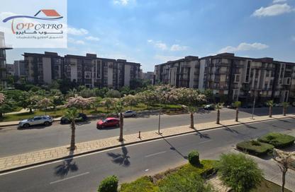 Apartment - 4 Bedrooms - 4 Bathrooms for sale in B8 - Madinaty - Cairo Apartment - 4 Bedrooms - 4 Bathrooms for sale in B8 - Madinaty - Cairo