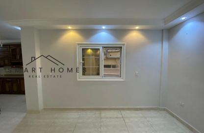 Apartment - 4 Bedrooms - 2 Bathrooms for rent in Al Khamayel city - Sheikh Zayed Compounds - Sheikh Zayed City - Giza