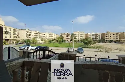 Apartment - 3 Bedrooms - 3 Bathrooms for sale in 16th District - Sheikh Zayed City - Giza