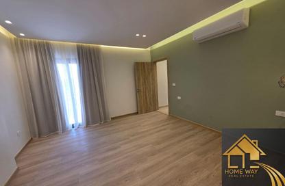 Apartment - 2 Bedrooms - 2 Bathrooms for rent in Moon Residences - Fifth Square - The 5th Settlement - New Cairo City - Cairo