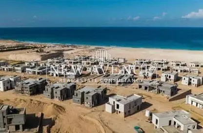 فيلا - 4 غرف نوم - 5 حمامات للبيع في چون - راس الحكمة - الساحل الشمالي