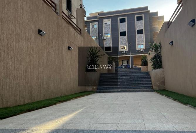 8573537 - Property Image 2