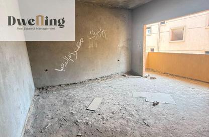 Duplex - 5 Bedrooms - 2 Bathrooms for sale in Al Shouyfat - 5th Settlement Compounds - The 5th Settlement - New Cairo City - Cairo