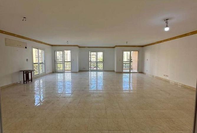 68273204 - Property Main Image