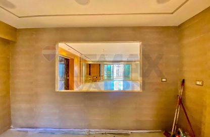 Apartment - 4 Bedrooms - 3 Bathrooms for sale in Glim - Hay Sharq - Alexandria