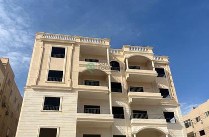 Apartment - 3 Bedrooms - 3 Bathrooms for sale in South Lotus - El Lotus - New Cairo City - Cairo