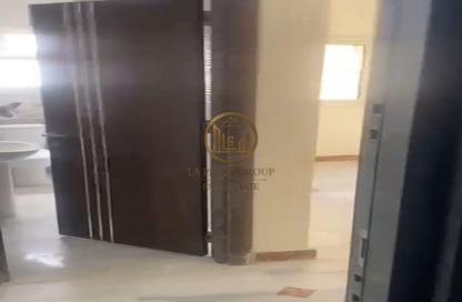 Apartment - 3 Bedrooms - 3 Bathrooms for sale in 4th Neighborhood - 4th District West - Shorouk City - Cairo Apartment - 3 Bedrooms - 3 Bathrooms for sale in 4th Neighborhood - 4th District West - Shorouk City - Cairo