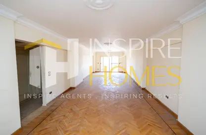 Apartment - 5 Bedrooms - 2 Bathrooms for sale in Al Sayeda Sakina Bint Al Hussein St. - Kafr Abdo - Roushdy - Hay Sharq - Alexandria