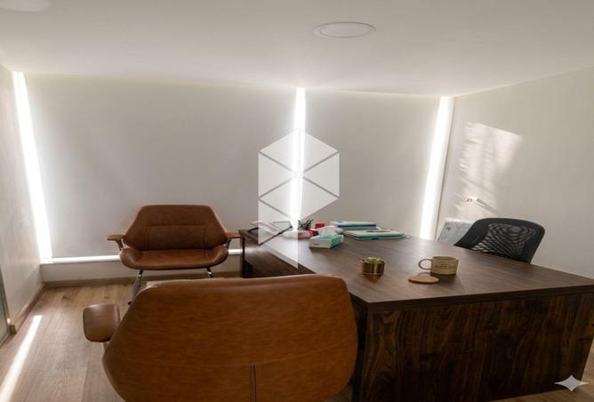 77879371 - Property Main Image