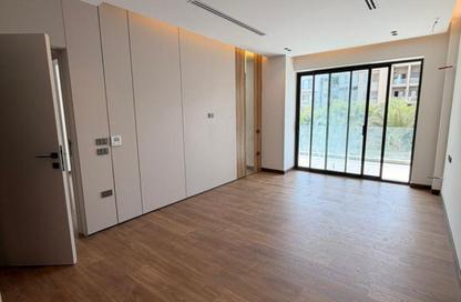 Apartment - 2 Bedrooms - 2 Bathrooms for sale in Lake View Residence - 5th Settlement Compounds - The 5th Settlement - New Cairo City - Cairo