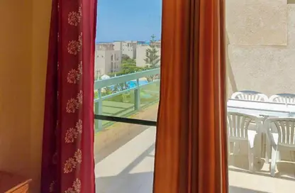 (بنتهاوس  (روف - 3 غرف نوم - 3 حمامات للبيع في مينا - مركز الحمام - الساحل الشمالي