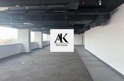 مساحات مكتبية - 3 حمامات للايجار في شارع مجمع البنوك - شارع التسعين الجنوبي - التجمع الخامس - مدينة القاهرة الجديدة - القاهرة