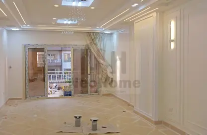 Apartment - 3 Bedrooms - 3 Bathrooms for sale in Wesal City - El Shorouk Compounds - Shorouk City - Cairo