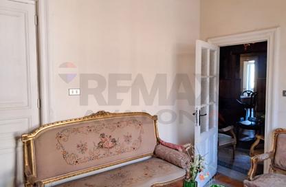 Apartment - 5 Bedrooms - 2 Bathrooms for sale in Istanbul - Salah Mostafa - El Soltan Hussein St. - Raml Station - Hay Wasat - Alexandria