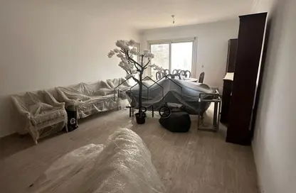 Apartment - 3 Bedrooms - 3 Bathrooms for sale in Janna - New Cairo City - Cairo