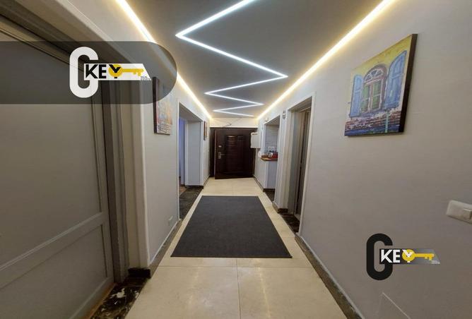 82605654 - Property Image 2