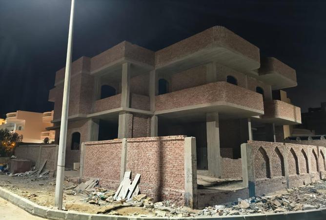 61693048 - Property Main Image