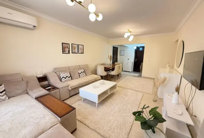 100361825 - Property Image 2