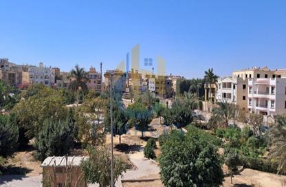 Apartment - 5 Bedrooms - 3 Bathrooms for sale in Al Narges 2 - Al Narges - New Cairo City - Cairo