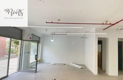محل تجاري - استوديو - 1 حمام للايجار في ذا كورت ياردز - كمبوندات الشيخ زايد - الشيخ زايد - الجيزة