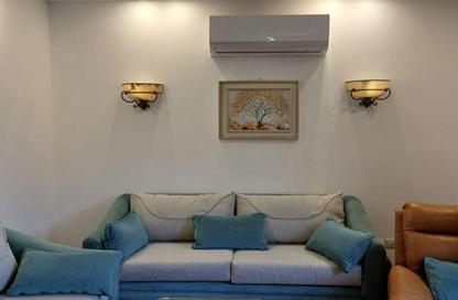 Apartment - 4 Bedrooms - 3 Bathrooms for rent in Stone Residence - 5th Settlement Compounds - The 5th Settlement - New Cairo City - Cairo