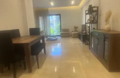 Apartment - 3 Bedrooms - 3 Bathrooms for rent in Villa Square - Fifth Square - The 5th Settlement - New Cairo City - Cairo