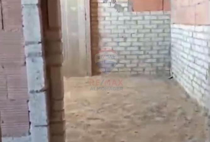 98825587 - Property Image 2