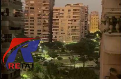 Apartment - 3 Bedrooms - 2 Bathrooms for sale in Samir Morsy St. - 6th Zone - Nasr City - Cairo