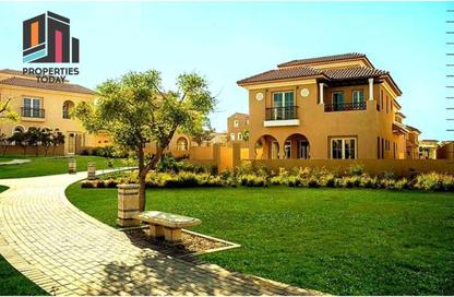 Villa - 4 Bedrooms - 4 Bathrooms for sale in Centerville - Hyde Park - New Cairo City - Cairo