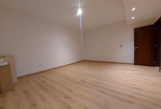 8573945 - Property Image 2