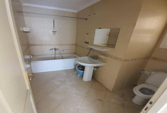 67740310 - صورة العقار 2