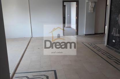 Co-Working Space - Studio - 7+ Bathrooms for rent in Al Mesaha St. - Dokki - Giza