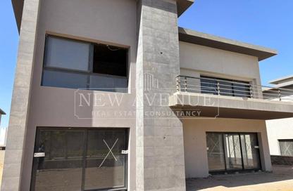 Villa - 5 - 5 for sale in Swan Lake Residence - 5th Settlement Compounds - The 5th Settlement - New Cairo City - Cairo