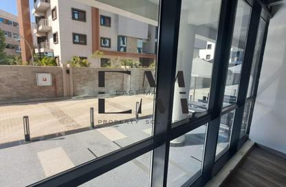 Shop - Studio - 1 Bathroom for rent in La Mirada Compound - 5th Settlement Compounds - The 5th Settlement - New Cairo City - Cairo