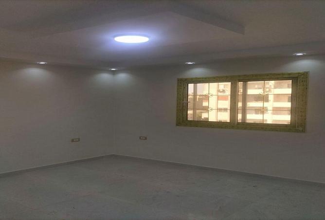 83127676 - Property Image 3