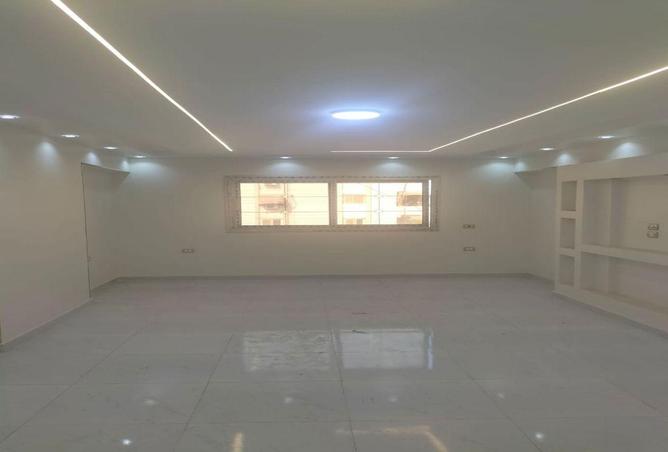 83127676 - Property Main Image