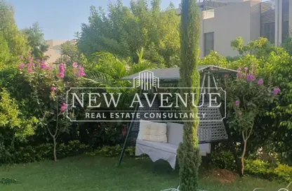 تاون هاوس - 4 غرف نوم - 4 حمامات للبيع في كمبوند البروج - كمبوندات الشروق - مدينة الشروق - القاهرة