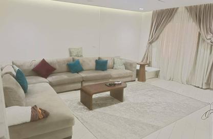Apartment - 3 Bedrooms - 3 Bathrooms for sale in Street 106 - Maadi - Hay El Maadi - Cairo