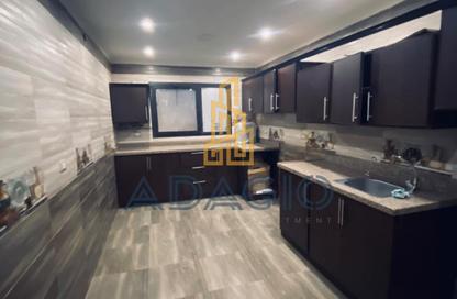 شقة - 3 غرف نوم - 3 حمامات للايجار في ذا كورت ياردز - كمبوندات الشيخ زايد - الشيخ زايد - الجيزة