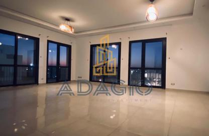 شقة - 3 غرف نوم - 3 حمامات للايجار في ذا كورت ياردز - كمبوندات الشيخ زايد - الشيخ زايد - الجيزة