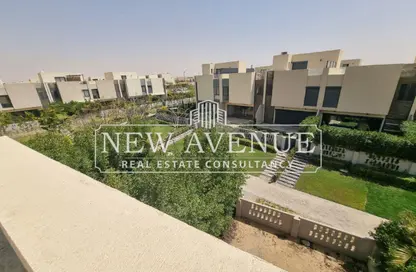 تاون هاوس - 4 غرف نوم - 4 حمامات للبيع في كمبوند البروج - كمبوندات الشروق - مدينة الشروق - القاهرة