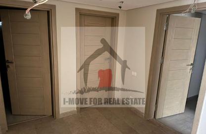 Apartment - 3 Bedrooms - 3 Bathrooms for sale in New Giza - Cairo Alexandria Desert Road - 6 October City - Giza