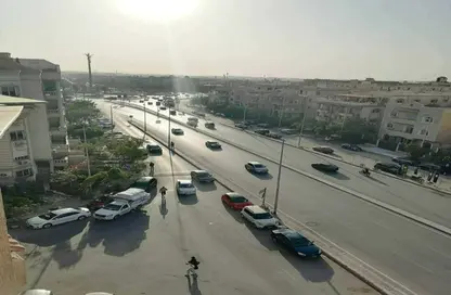 شقة - 4 غرف نوم - 2 حمامات للبيع في مسجد فاطمة الشربتلي - الحي الثالث - التجمع الخامس - مدينة القاهرة الجديدة - القاهرة