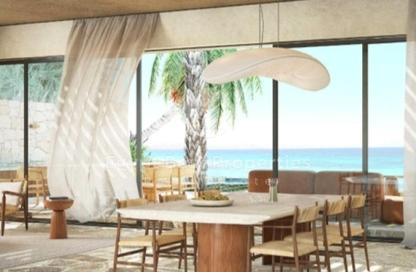 Villa - 4 Bedrooms - 5 Bathrooms for sale in Ramla Lakeside - Qesm Ad Dabaah - North Coast