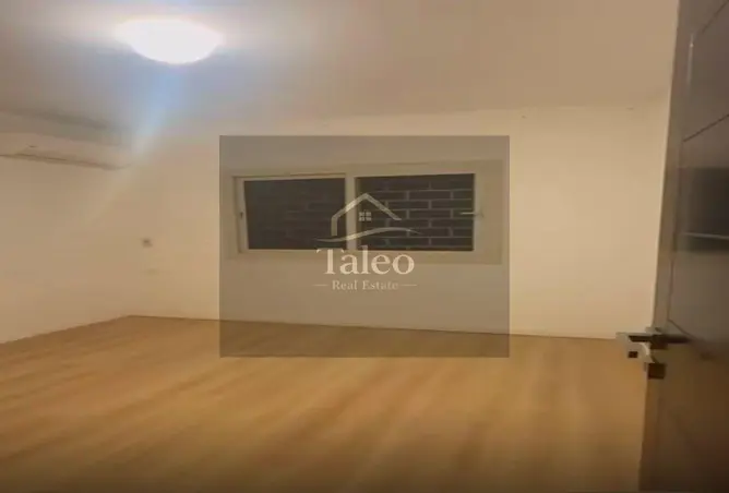113260609 - Property Image 3